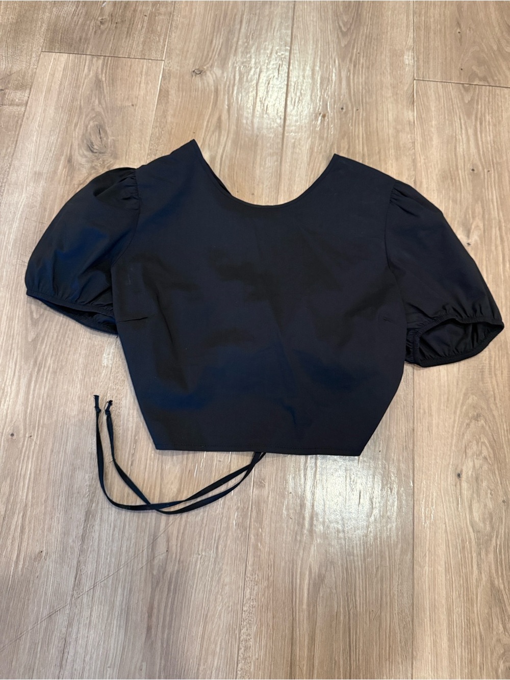 Kendall & Kylie Black Puff Sleeve Tie-Back Crop Top